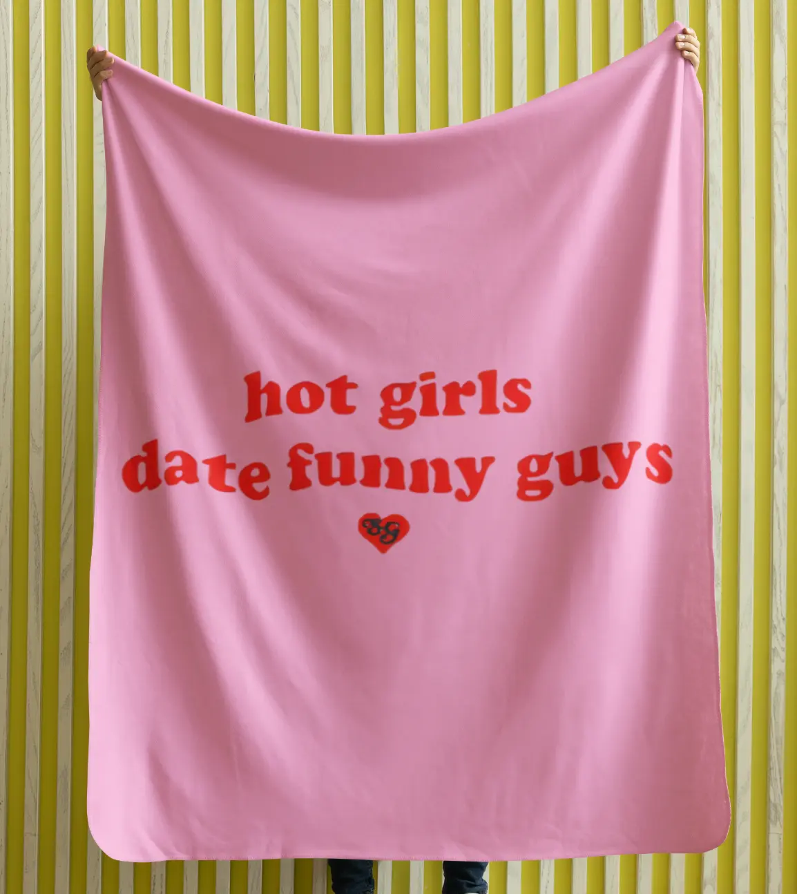Selena Gomez hot girls date funny guys Blanket
